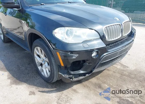 2013 BMW X5 xDrive35I/xDrive35I Premium/xDrive35I Sport Activity из США, поврежденный, VIN 5UXZV4C52D0G52648